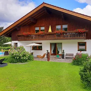 https://apartments-josef-seitz.com-bavaria.com