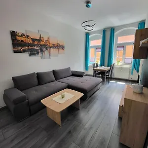 https://ferienwohnung-kaiser.dresdenhotels.net