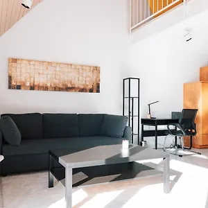 Maisonette-wohnung Airport/messe Stuttgart - Balkon - Parkplatz - Netflix Apartment